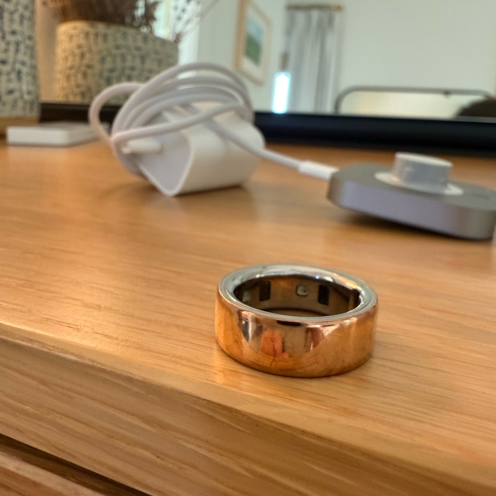 Oura Ring 4 - Rose Gold (Size 8) Smart Ring